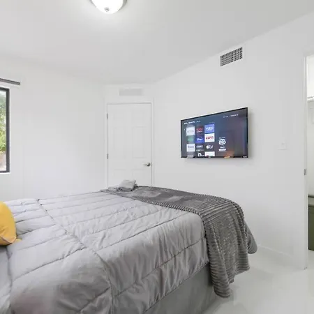 Wonderful Brand New Duplex 3 Bedroom 2,5 Bathrooms With Parking